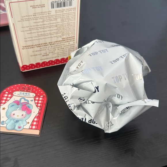 Top Toy- HELLO KITTY Teddy Pajamas Plush Keychain- NIB- Confirmed: Aqua Pajamas - Picture 5 of 7